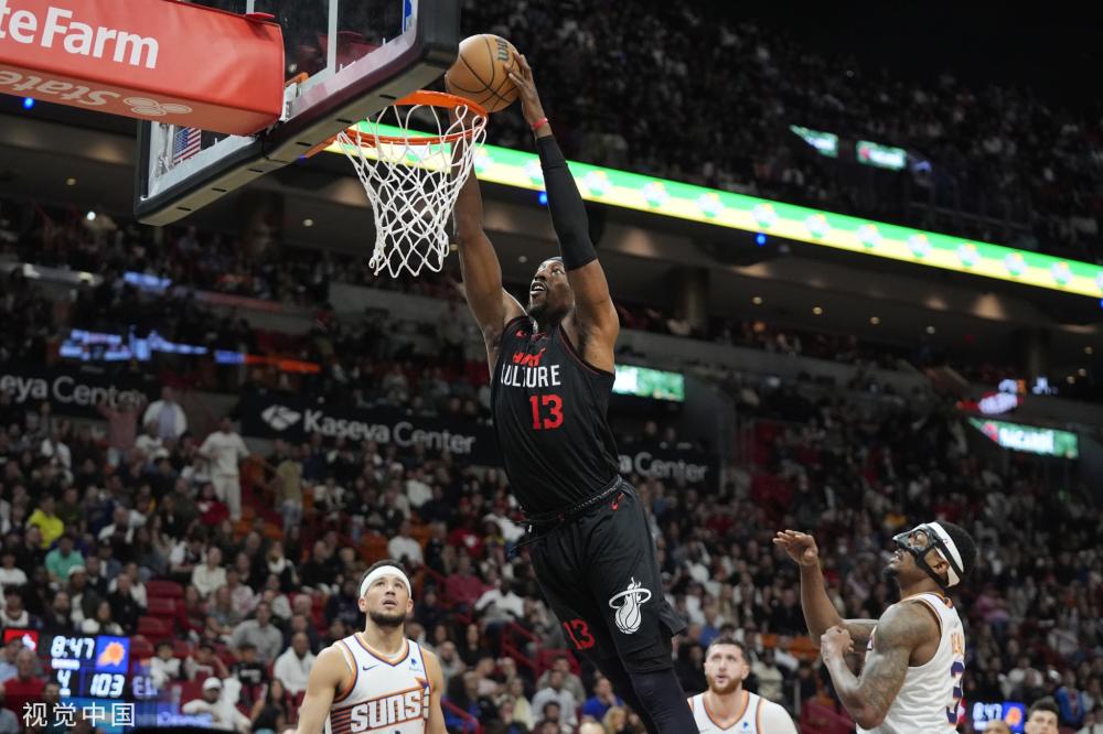 赛后采访中 赛后采访中